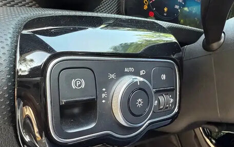 Mercedes-Benz A-Класс, 2022 год, 1 632 000 рублей, 10 фотография