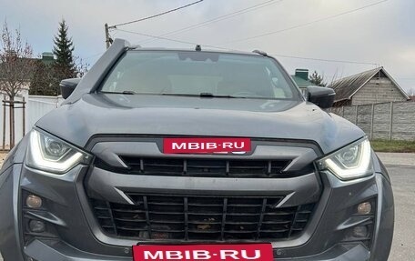 Isuzu D-Max, 2022 год, 5 900 000 рублей, 2 фотография