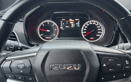 Isuzu D-Max, 2022 год, 5 900 000 рублей, 10 фотография