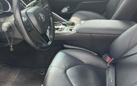 Toyota Camry, 2021 год, 2 700 000 рублей, 4 фотография