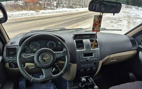 ЛуАЗ Patriot, 2013 год, 635 000 рублей, 12 фотография