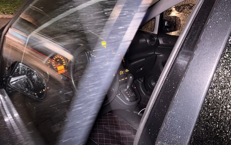 KIA Carens III (RP), 2011 год, 750 000 рублей, 4 фотография