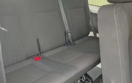 Volkswagen Transporter T6 рестайлинг, 2018 год, 2 820 000 рублей, 12 фотография