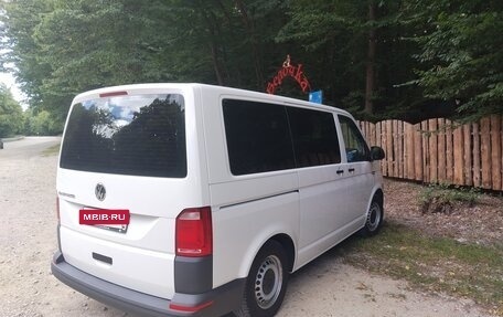 Volkswagen Transporter T6 рестайлинг, 2018 год, 2 820 000 рублей, 5 фотография