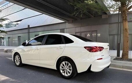 Chevrolet Monza, 2022 год, 1 300 000 рублей, 4 фотография