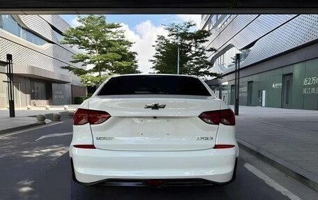 Chevrolet Monza, 2022 год, 1 300 000 рублей, 5 фотография