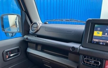 Suzuki Jimny, 2022 год, 1 043 000 рублей, 15 фотография