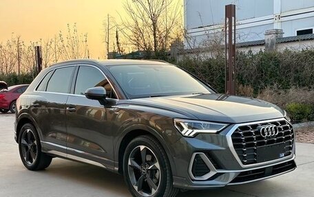 Audi Q3, 2022 год, 2 200 000 рублей, 3 фотография