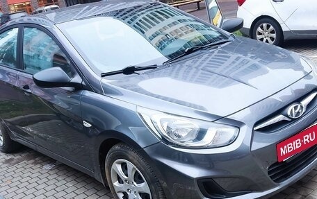 Hyundai Solaris II рестайлинг, 2013 год, 720 000 рублей, 4 фотография