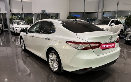 Toyota Camry, 2020 год, 3 283 000 рублей, 8 фотография
