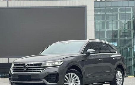 Volkswagen Touareg III, 2024 год, 7 443 500 рублей, 1 фотография