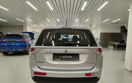 Mitsubishi Outlander III рестайлинг 3, 2012 год, 1 130 000 рублей, 4 фотография