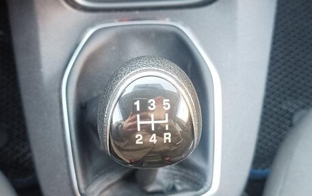 Ford Fiesta, 2015 год, 750 000 рублей, 14 фотография