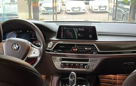 BMW 7 серия, 2022 год, 7 012 500 рублей, 9 фотография