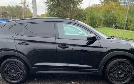 Hyundai Tucson III, 2018 год, 1 900 000 рублей, 2 фотография