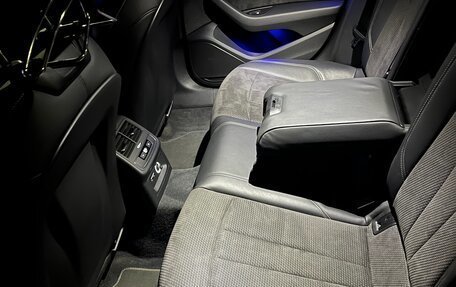 Audi A4, 2019 год, 3 450 000 рублей, 10 фотография