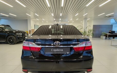 Toyota Camry, 2017 год, 2 230 000 рублей, 4 фотография