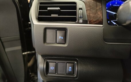 Toyota Camry, 2017 год, 2 230 000 рублей, 5 фотография