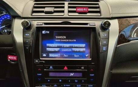 Toyota Camry, 2017 год, 2 230 000 рублей, 10 фотография