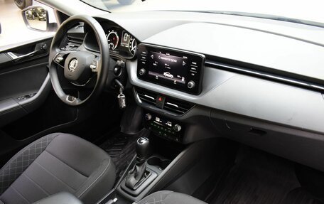 Skoda Rapid II, 2021 год, 1 790 000 рублей, 16 фотография