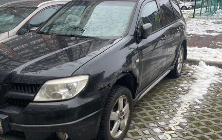 Mitsubishi Outlander III рестайлинг 3, 2007 год, 746 000 рублей, 3 фотография
