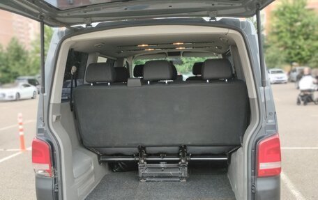 Volkswagen Caravelle T5, 2011 год, 1 300 000 рублей, 8 фотография