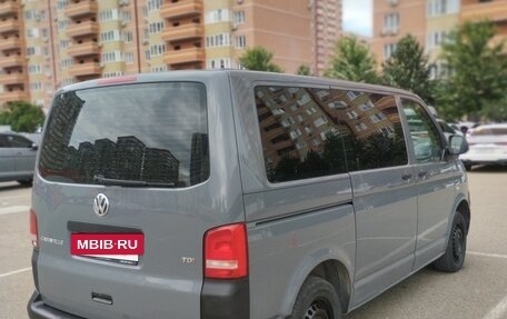 Volkswagen Caravelle T5, 2011 год, 1 300 000 рублей, 4 фотография