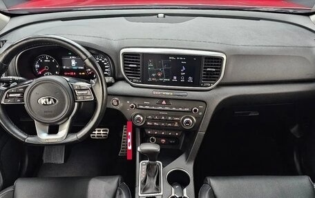 KIA Sportage IV рестайлинг, 2021 год, 2 100 000 рублей, 3 фотография