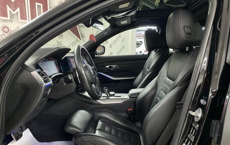 BMW 3 серия, 2019 год, 4 150 000 рублей, 31 фотография