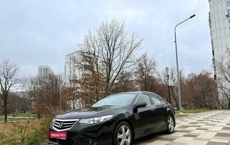 Honda Accord VIII рестайлинг, 2011 год, 1 350 000 рублей, 1 фотография