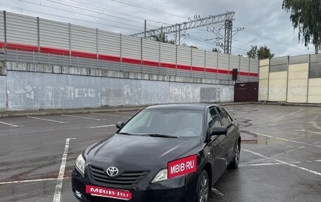 Toyota Camry, 2006 год, 655 000 рублей, 2 фотография