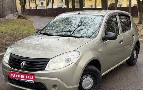 Renault Sandero I, 2011 год, 345 000 рублей, 2 фотография