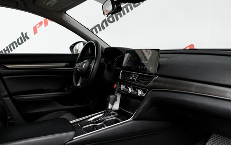 Honda Accord IX рестайлинг, 2018 год, 2 050 000 рублей, 13 фотография