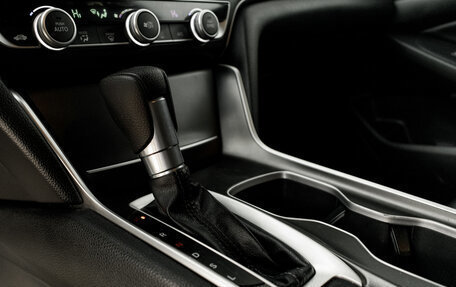 Honda Accord IX рестайлинг, 2018 год, 2 050 000 рублей, 23 фотография