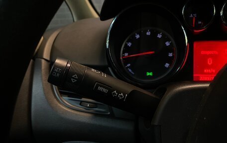 Opel Zafira C рестайлинг, 2013 год, 860 000 рублей, 18 фотография