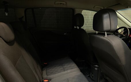 Opel Zafira C рестайлинг, 2013 год, 860 000 рублей, 12 фотография