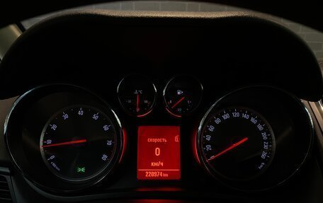 Opel Zafira C рестайлинг, 2013 год, 860 000 рублей, 20 фотография