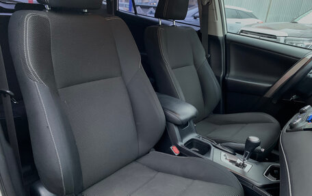 Toyota RAV4, 2016 год, 2 699 000 рублей, 10 фотография