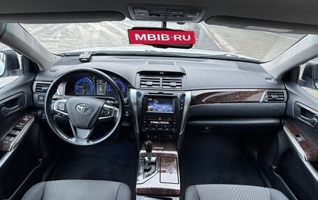 Toyota Camry, 2015 год, 2 230 000 рублей, 2 фотография