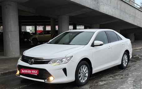 Toyota Camry, 2015 год, 2 230 000 рублей, 4 фотография