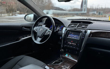 Toyota Camry, 2015 год, 2 230 000 рублей, 10 фотография