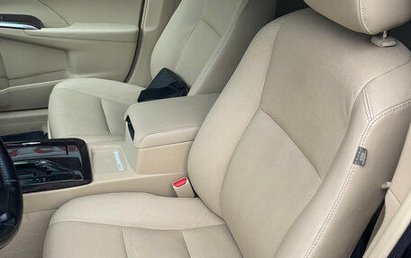 Toyota Camry, 2015 год, 2 100 000 рублей, 12 фотография