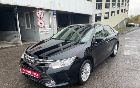 Toyota Camry, 2015 год, 2 100 000 рублей, 2 фотография
