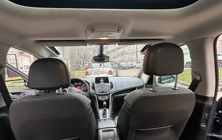 Opel Zafira C рестайлинг, 2013 год, 1 050 000 рублей, 14 фотография