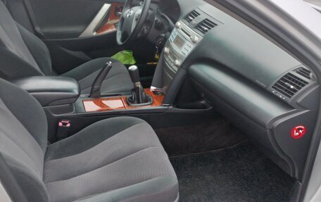 Toyota Camry, 2009 год, 1 240 000 рублей, 8 фотография