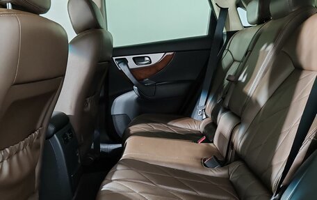 Infiniti QX70, 2014 год, 1 870 000 рублей, 10 фотография