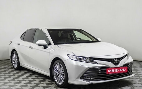 Toyota Camry, 2018 год, 3 598 000 рублей, 3 фотография
