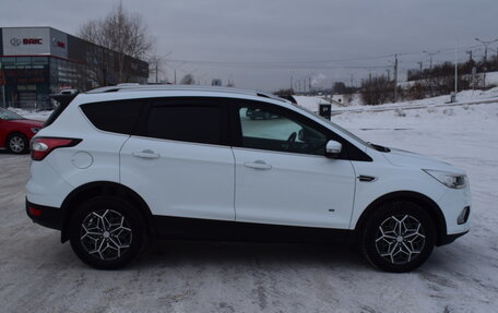 Ford Kuga III, 2017 год, 1 727 000 рублей, 7 фотография