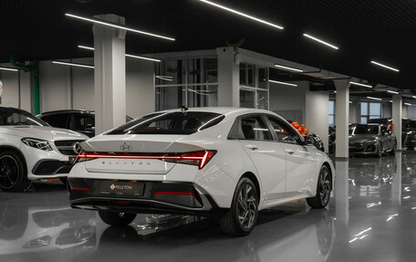 Hyundai Elantra, 2024 год, 2 600 000 рублей, 5 фотография