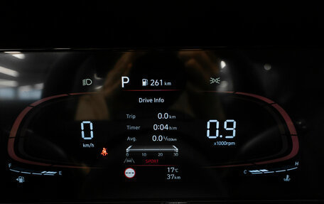 Hyundai Elantra, 2024 год, 2 600 000 рублей, 12 фотография